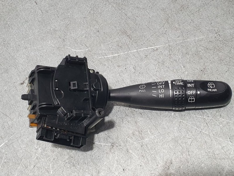 Recambio de mando limpia para toyota corolla (e12) 1.4 d-4d luna compact referencia OEM IAM 8465202290  