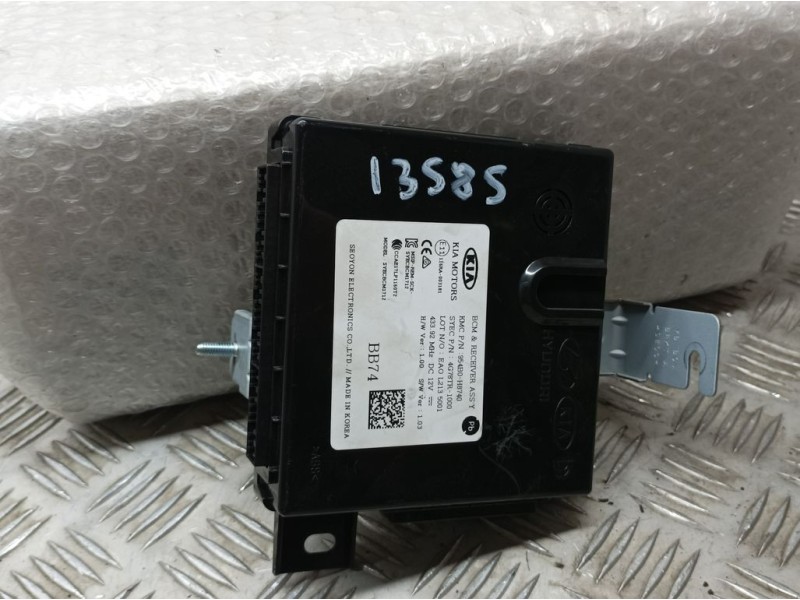 Recambio de modulo electronico para kia stonic (ybcuv) black edition referencia OEM IAM 954B0H8740 4G78TR1000 BCM RECEIVER
