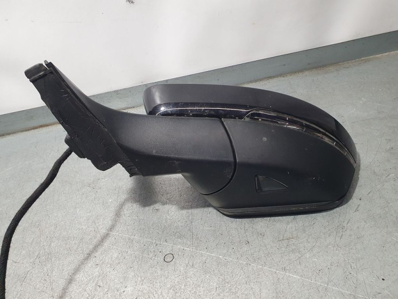 Recambio de retrovisor izquierdo para skoda superb (3v3) active referencia OEM IAM 3V1857507B  ELECTRICO 11 CABLES