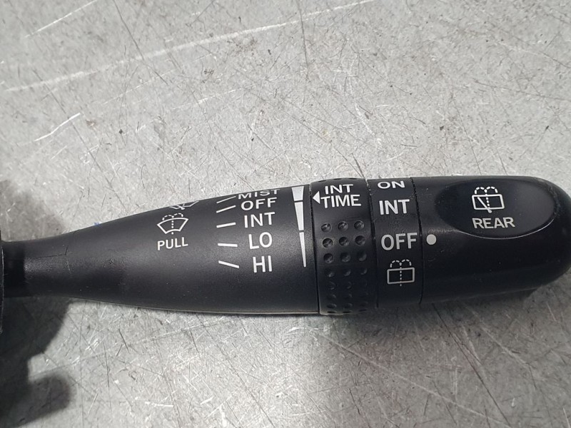 Recambio de mando limpia para toyota corolla (e12) 1.4 d-4d luna compact referencia OEM IAM 8465202290  