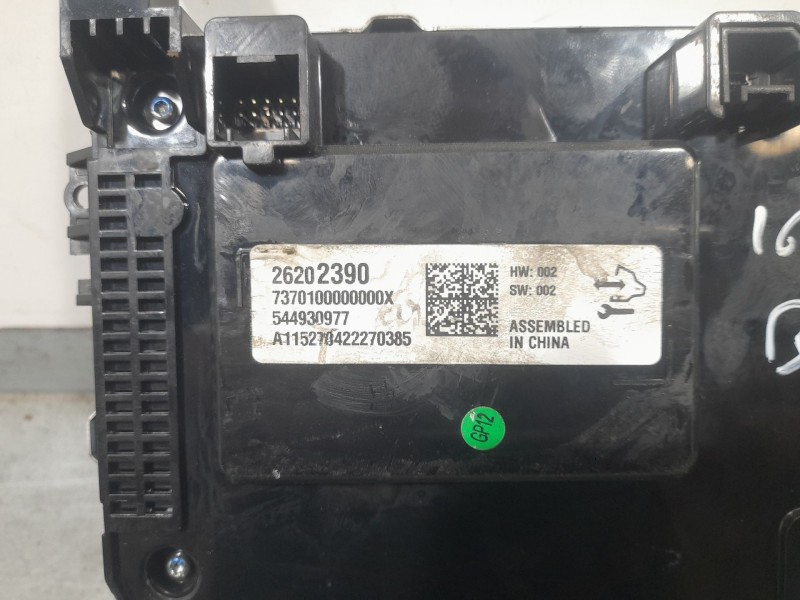 Recambio de sistema navegacion gps para opel insignia berlina selective referencia OEM IAM 26202390  