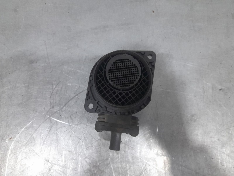 Recambio de caudalimetro para volkswagen golf v (1k1) 1.9 tdi referencia OEM IAM 038906461B BOSCH 0281002531
