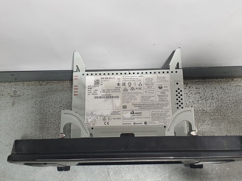 Recambio de sistema navegacion gps para skoda superb (3v3) active referencia OEM IAM 3V0035871C 702X0200 LG