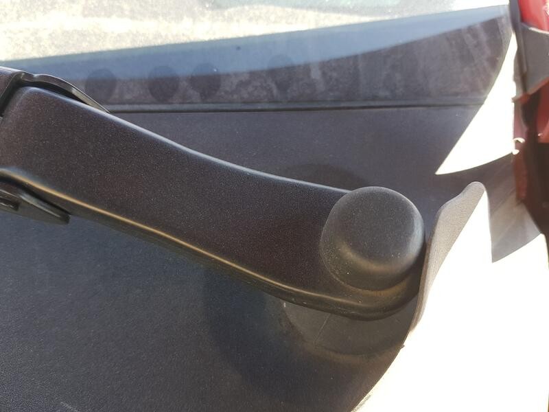 Recambio de motor limpia delantero para opel crossland x / crossland (p17, p2qo) 1.6 turbo d (75) referencia OEM IAM YQ00140880 