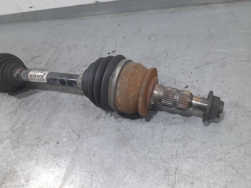 Recambio de transmision delantera derecha para opel insignia berlina selective referencia OEM IAM 13348258  