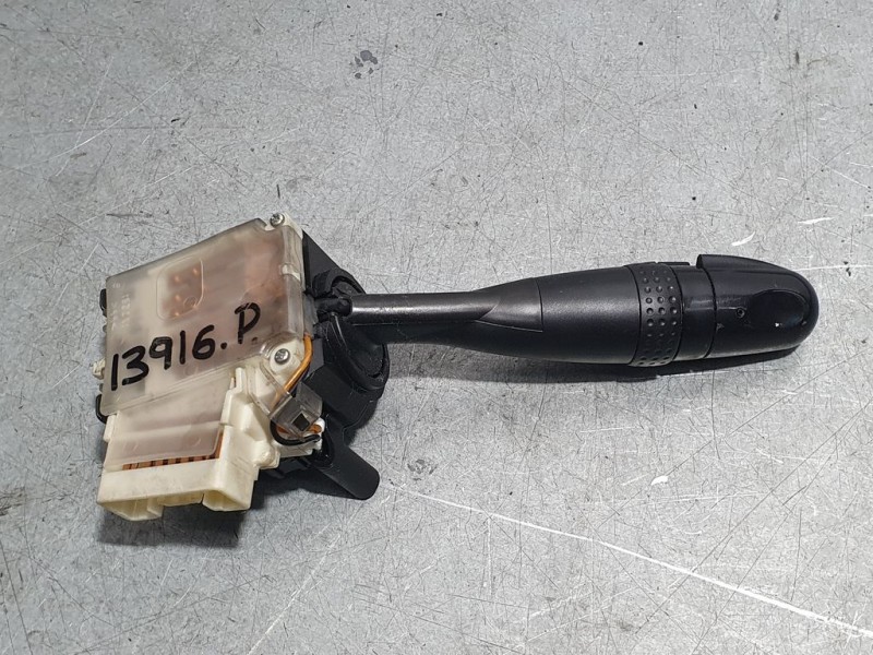 Recambio de mando luces para toyota corolla (e12) 1.4 d-4d luna compact referencia OEM IAM 841002180  