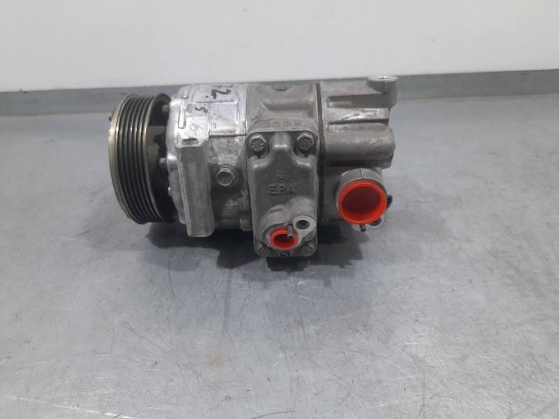 Recambio de compresor aire acondicionado para volkswagen golf v (1k1) 1.9 tdi referencia OEM IAM 1K0820808F SANDEN 03161002464