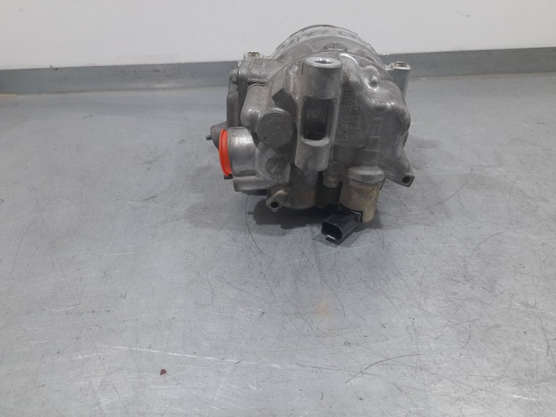 Recambio de compresor aire acondicionado para volkswagen golf v (1k1) 1.9 tdi referencia OEM IAM 1K0820808F SANDEN 03161002464
