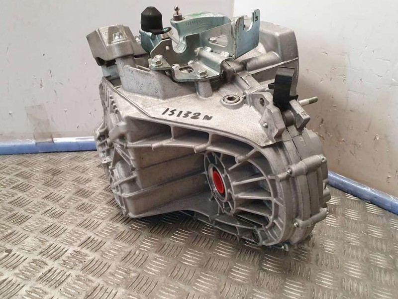 Recambio de caja cambios para alfa romeo giulietta (191) distinctive referencia OEM IAM C63563504 0646648 6VELOCIDADES