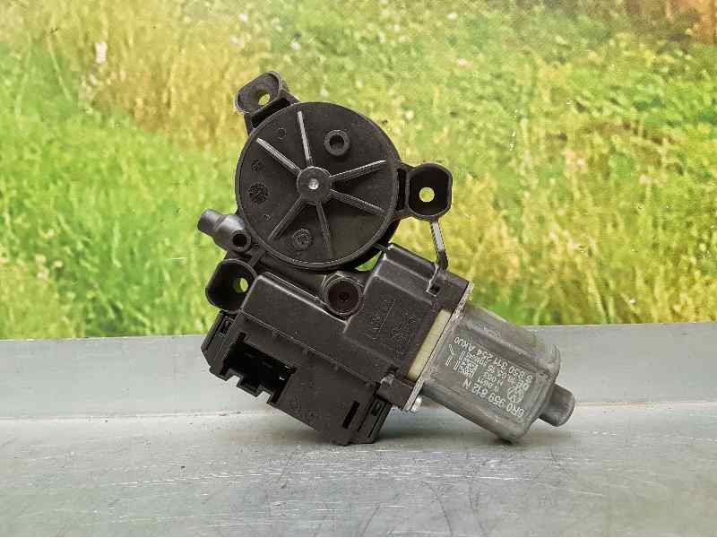 Recambio de motor elevalunas trasero derecho para volkswagen polo (6c1) advance bluemotion referencia OEM IAM 6R0959812N S850311