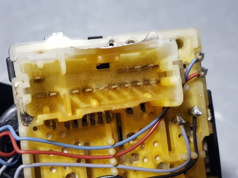 Recambio de mando limpia para renault clio iv limited referencia OEM IAM 5675887R 0670323 