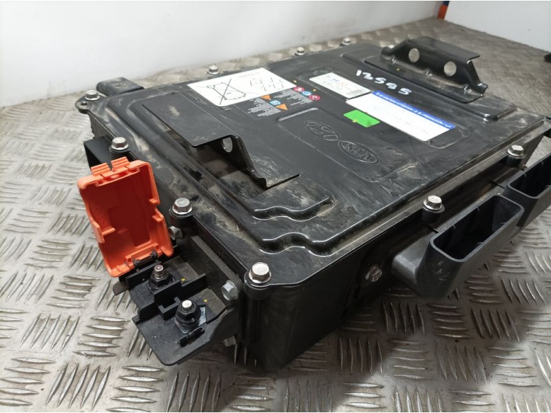 Recambio de bateria para kia stonic (ybcuv) black edition referencia OEM IAM 375M0H8000 06V062021 MOBIS