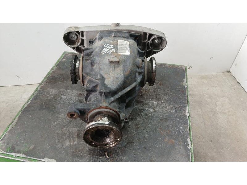 Recambio de diferencial trasero para bmw serie 5 berlina (e39) 525tds referencia OEM IAM 33101428489  1428488
