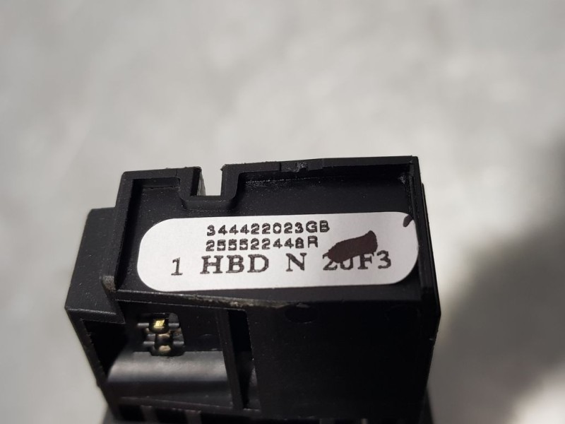 Recambio de mando radio para renault clio iv limited referencia OEM IAM 255522448R 344422023GB 