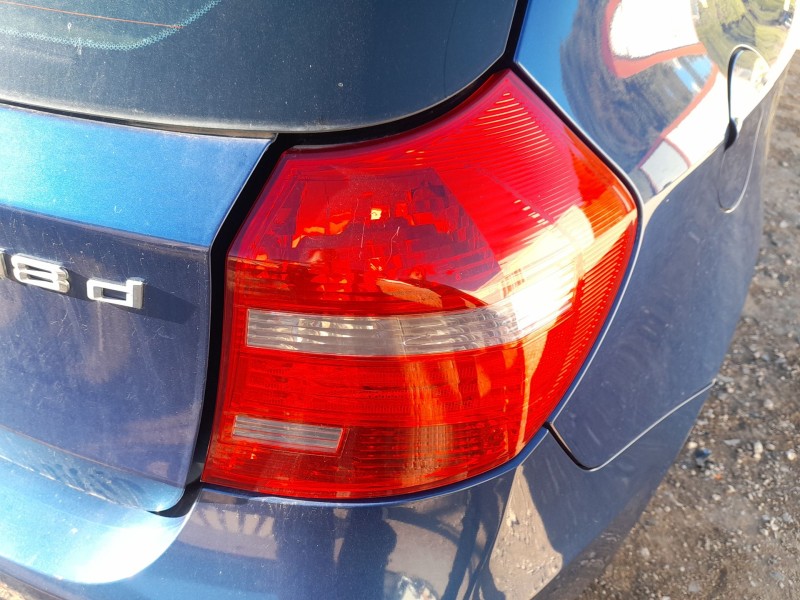 Recambio de piloto trasero derecho para bmw 1 (e81) 118 d referencia OEM IAM 63216924502 ROZADO 