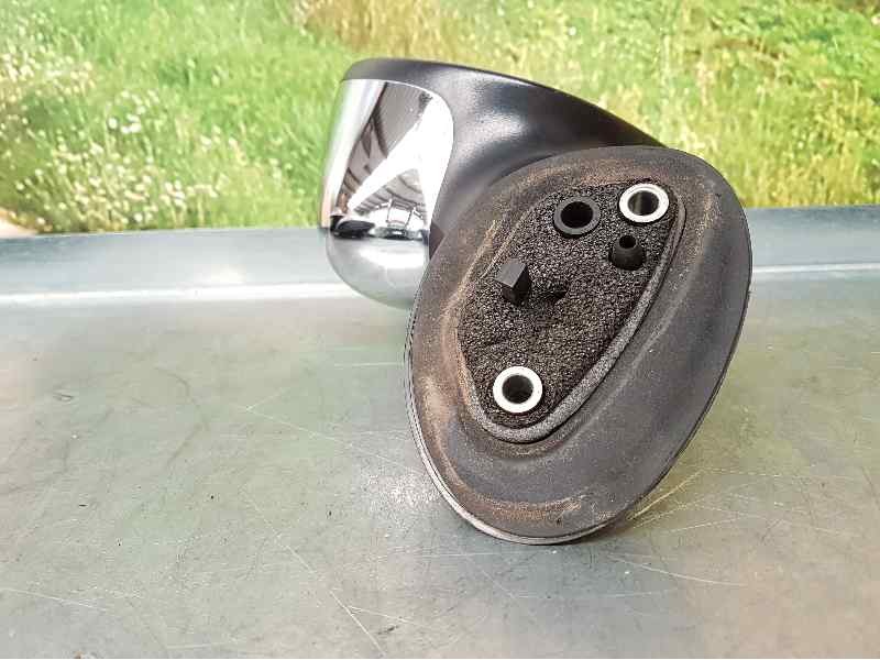 Recambio de retrovisor derecho para fiat nuova 500 (150) pop referencia OEM IAM LE FALTA UNA TAPA 7 PINS ELECTRICO
