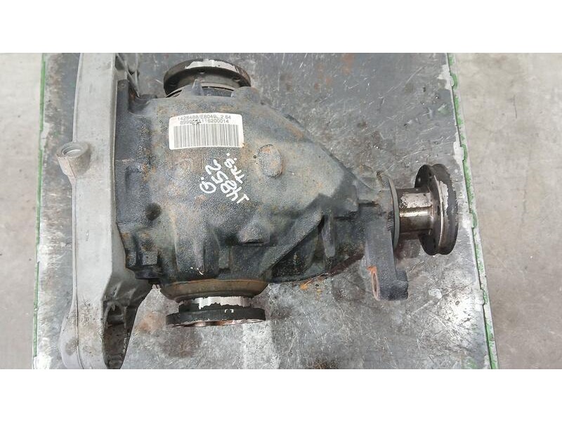 Recambio de diferencial trasero para bmw serie 5 berlina (e39) 525tds referencia OEM IAM 33101428489  1428488