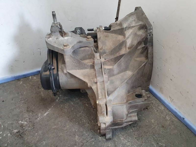 Recambio de caja cambios para ford fiesta (cbk) ambiente referencia OEM IAM 2S6R7002MA 140502 5VELOCIDADES