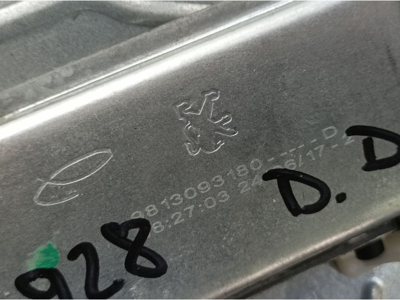 Recambio de elevalunas delantero derecho para citroën c3 feel referencia OEM IAM 9813093180  ELECTRICO 2 PINS