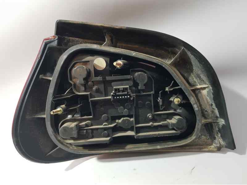 Recambio de piloto trasero derecho para renault megane i fase 2 berlina (ba0) 1.4 16v rt referencia OEM IAM   POCO RAJADO