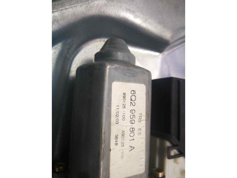 Recambio de elevalunas delantero derecho para seat ibiza (6l1) 1.4 16v referencia OEM IAM 6Q2959801A  26 PINS