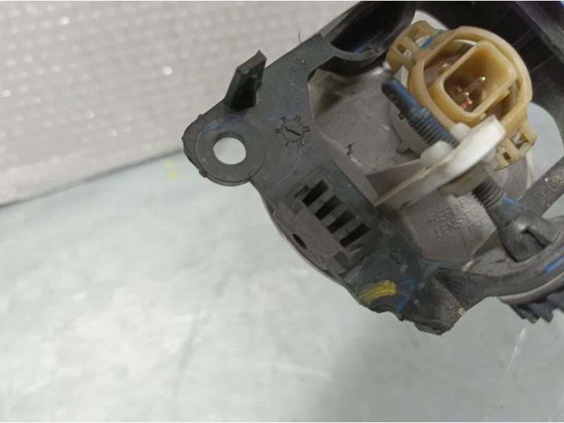 Recambio de faro antiniebla derecho para citroën c3 feel referencia OEM IAM 9685425280  PATA ROTA