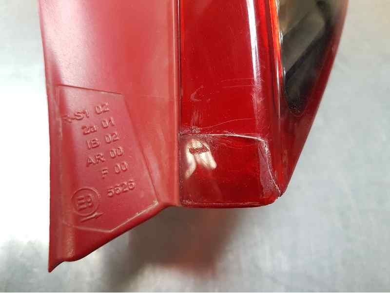 Recambio de piloto trasero derecho para opel corsa d selective referencia OEM IAM 13186351 89038961A TOCADO