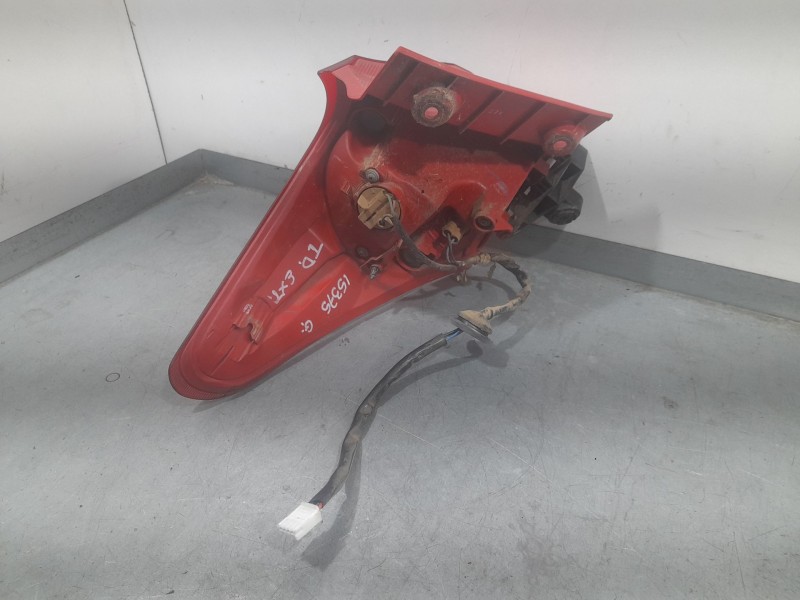 Recambio de piloto trasero derecho para toyota auris active referencia OEM IAM 8155102740  EXTERIOR