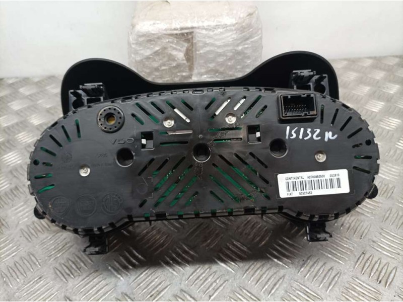 Recambio de cuadro instrumentos para alfa romeo giulietta (191) distinctive referencia OEM IAM 50527452 A2C83853500 CONTINENTAL