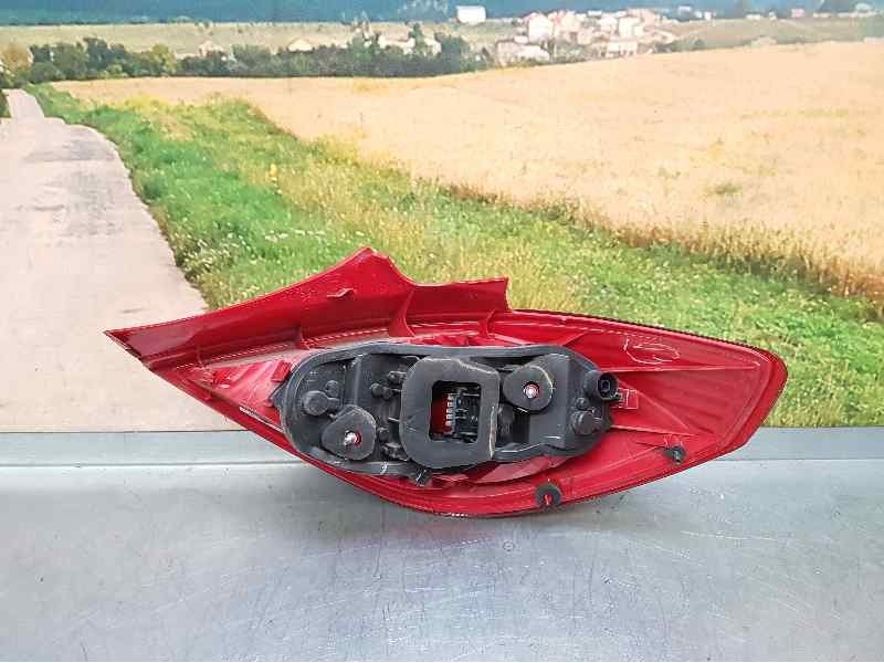 Recambio de piloto trasero izquierdo para opel corsa d selective referencia OEM IAM 13186350 89038960A VAELO