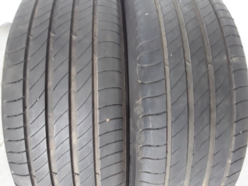 Recambio de neumatico pareja para neumaticos reutilizados - referencia OEM IAM 195551687H MICHELIN 195/55/16/87H
