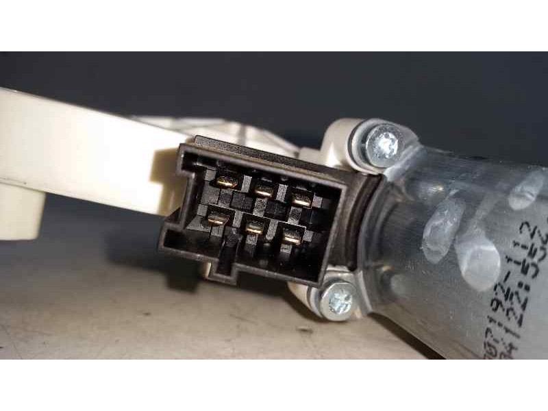 Recambio de motor elevalunas trasero derecho para mercedes-benz clase b (w245) 180 cdi (245.207) referencia OEM IAM  6 PINS ELEC