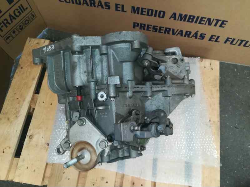 Recambio de caja cambios para fiat stilo (192) 1.9 jtd 115 referencia OEM IAM 55239940 281041403 5VELOCIDADES