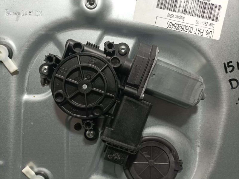 Recambio de elevalunas delantero derecho para alfa romeo giulietta (191) distinctive referencia OEM IAM 505265450  ELECTRICO 6 P