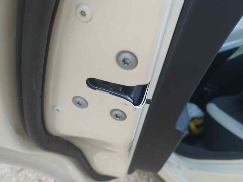 Recambio de cerradura puerta trasera izquierda para nissan micra v (k14) 5 puertas referencia OEM IAM 825005FA0A  