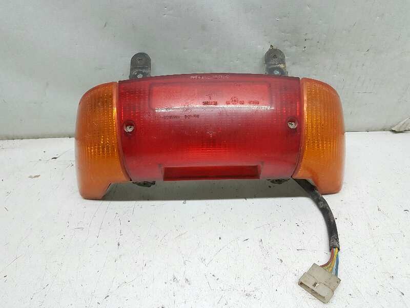 Recambio de piloto trasero central para aprilia amico referencia OEM IAM   