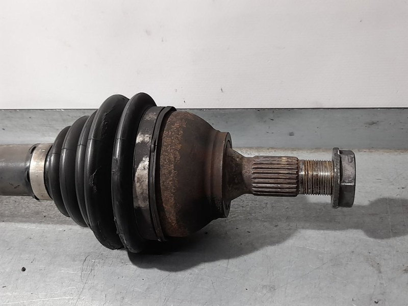 Recambio de transmision delantera derecha para citroën c3 feel referencia OEM IAM 9816028680  