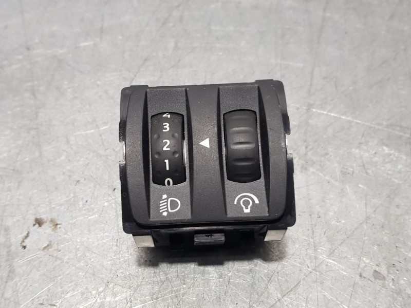 Recambio de modulo electronico para renault clio iv limited referencia OEM IAM 251900567R L1130308 VALEO CONTROL REGULACION ALTU