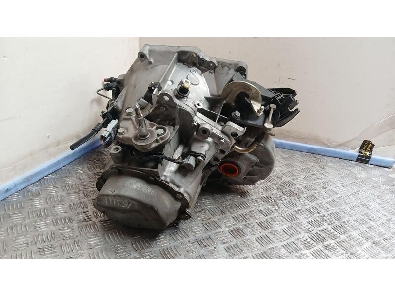 Recambio de caja cambios para citroën berlingo cuadro xtr plus referencia OEM IAM 20ET07 3110909A 5VELOCIDADES