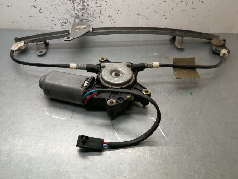 Recambio de elevalunas delantero derecho para nissan primera berl./familiar (p10/w10) 2.0 16v cat referencia OEM IAM   2 PINS