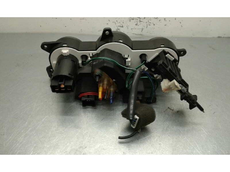 Recambio de mando calefaccion / aire acondicionado para hyundai coupe (j2) referencia OEM IAM  1000002117439 REF. BORRADA