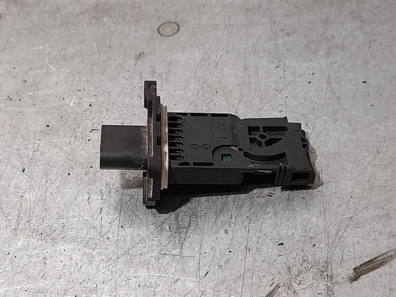 Recambio de caudalimetro para ford transit (tts) kombi 350 l2 basis referencia OEM IAM 2283200  