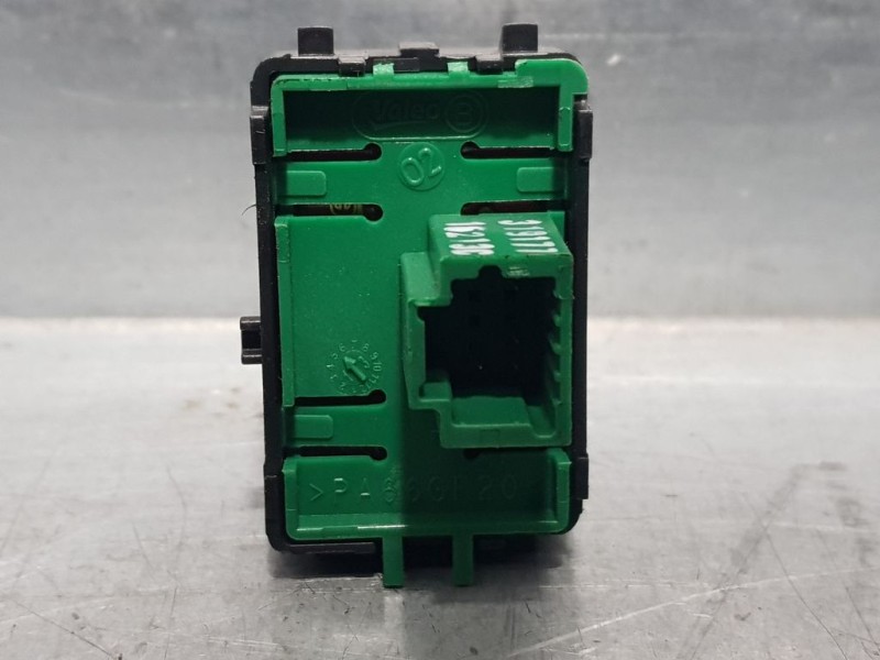 Recambio de interruptor para renault clio iv limited referencia OEM IAM 25134917R 317303H 