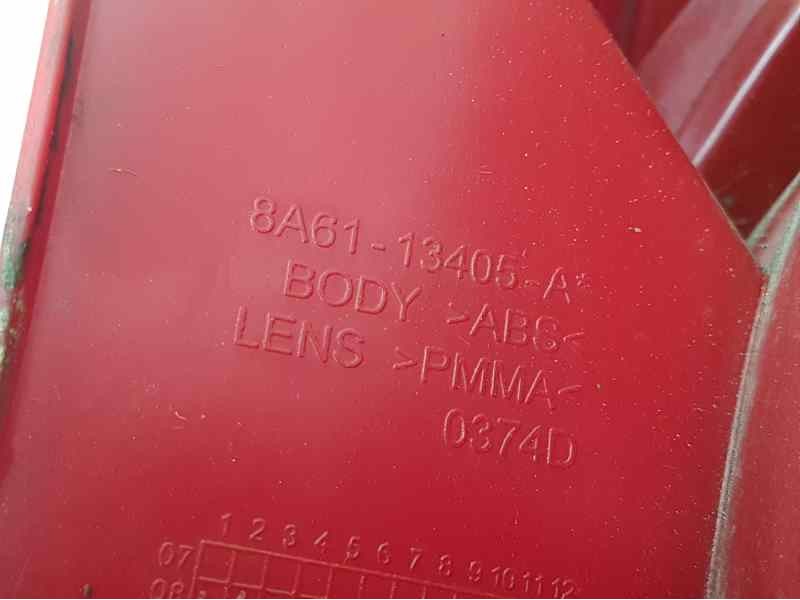 Recambio de piloto trasero izquierdo para ford fiesta (cb1) trend referencia OEM IAM 8A6113405A  