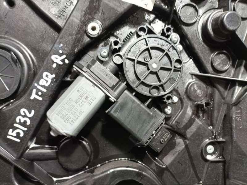 Recambio de elevalunas trasero izquierdo para alfa romeo giulietta (191) distinctive referencia OEM IAM 505265380  ELECTRICO 6 P