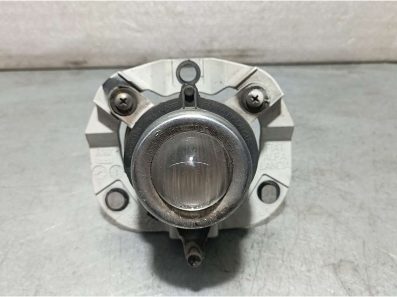 Recambio de faro antiniebla izquierdo para alfa romeo giulietta (191) distinctive referencia OEM IAM 50520917  