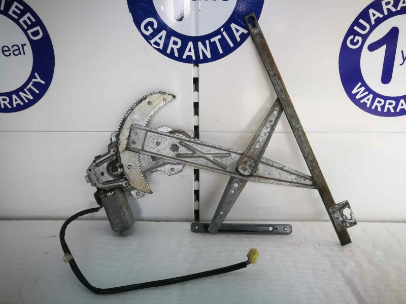 Recambio de elevalunas delantero derecho para mg 200 referencia OEM IAM   DOS PINS