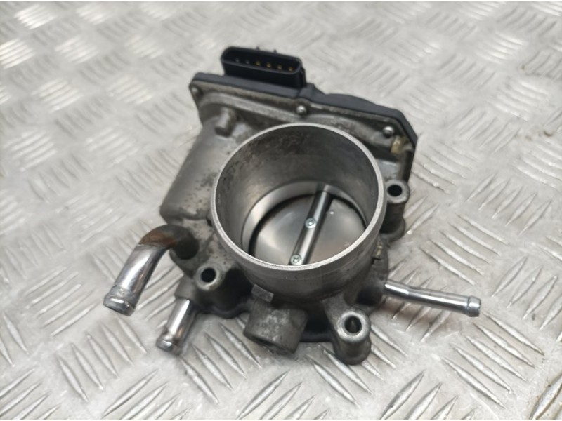 Recambio de caja mariposa para kia sportage drive 4x2 referencia OEM IAM 351002B300 53013N23 