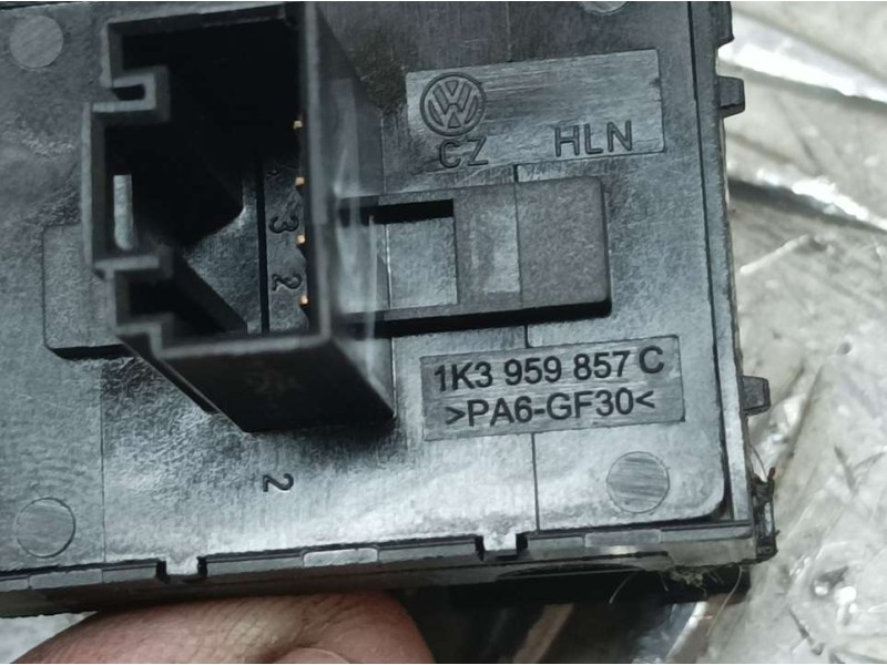 Recambio de mando elevalunas delantero izquierdo para seat ibiza (6p1) style referencia OEM IAM 1K3959857C  