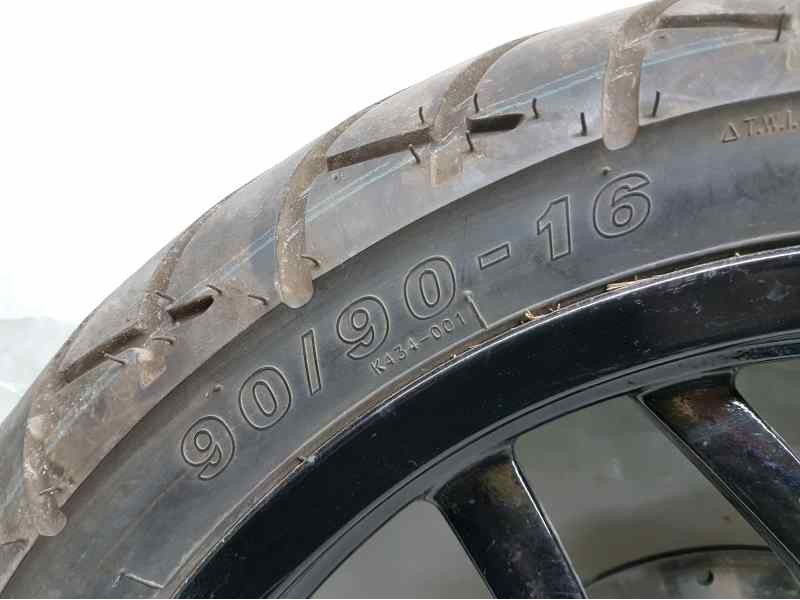 Recambio de rueda completa para kymco miler 125 referencia OEM IAM 909016 90/90-16 DELANTERA-KENDA